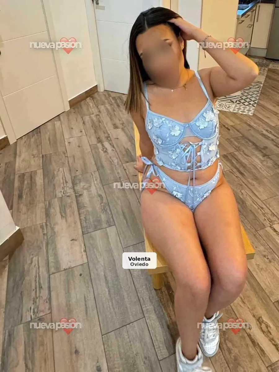 Brenda, tierna y fogosa - 1/5