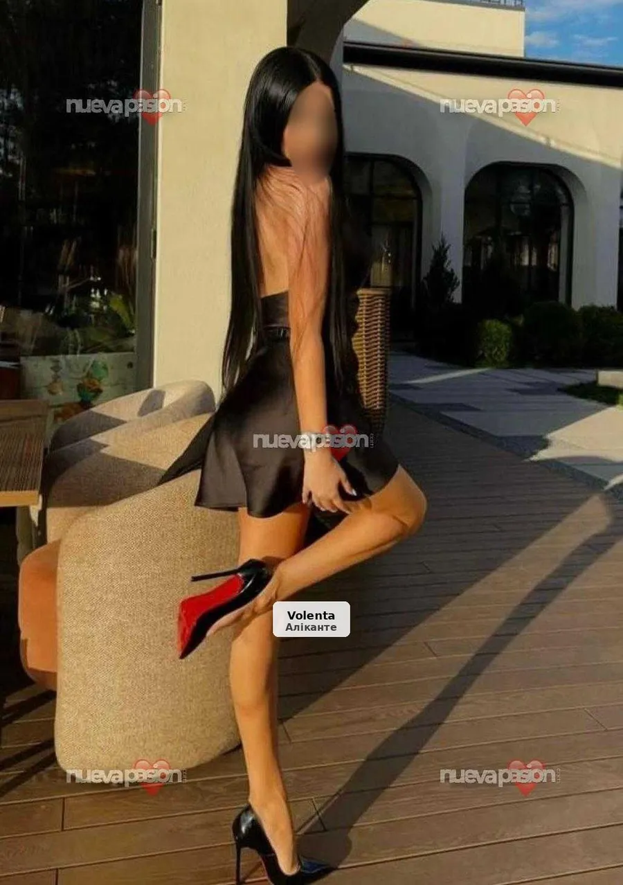 Daniela, cinnamon skin, sexy and very party girl - 1/5