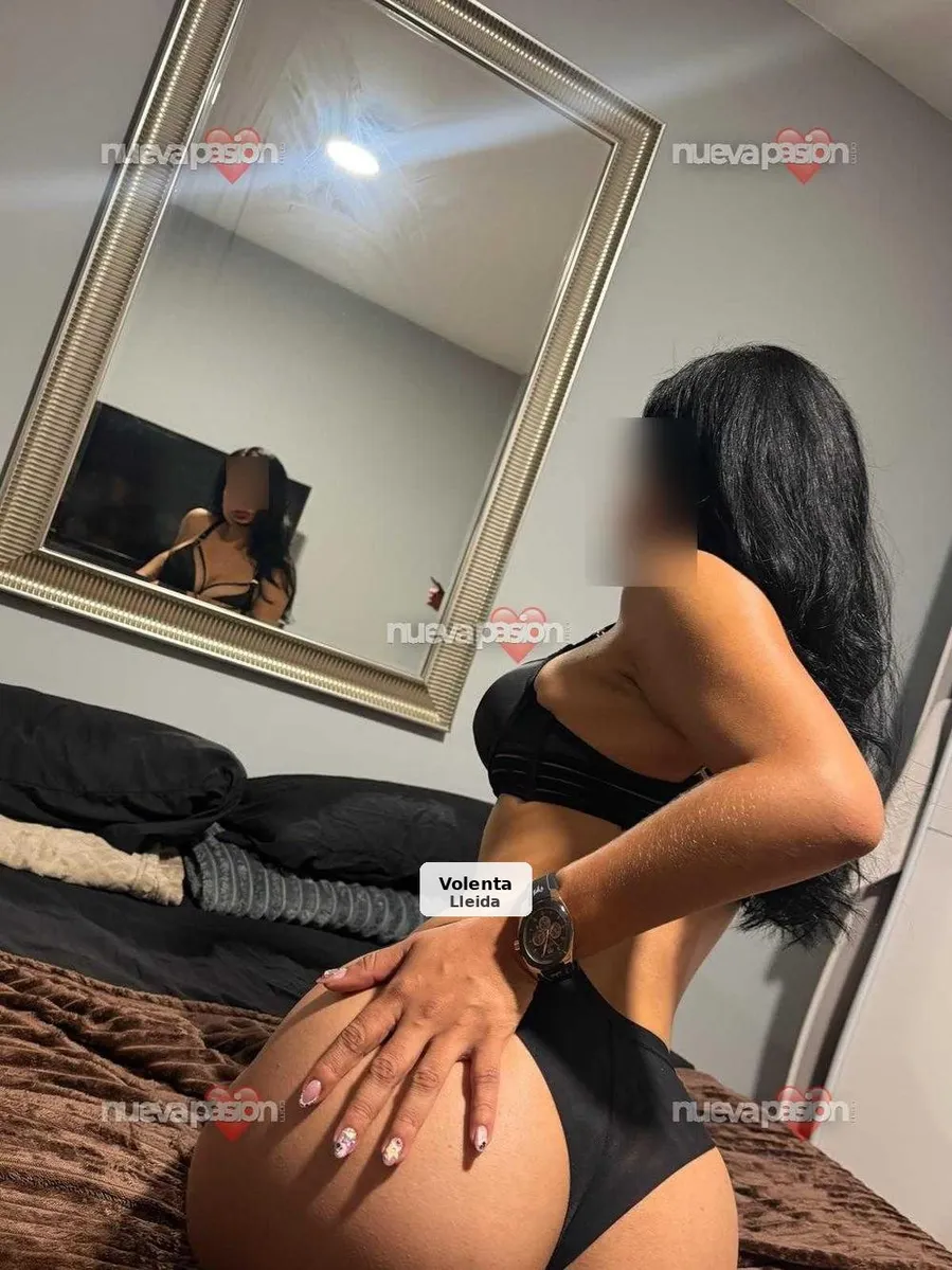 Putitas 602556988, 3 amigues per folladisses grupals - 1/5