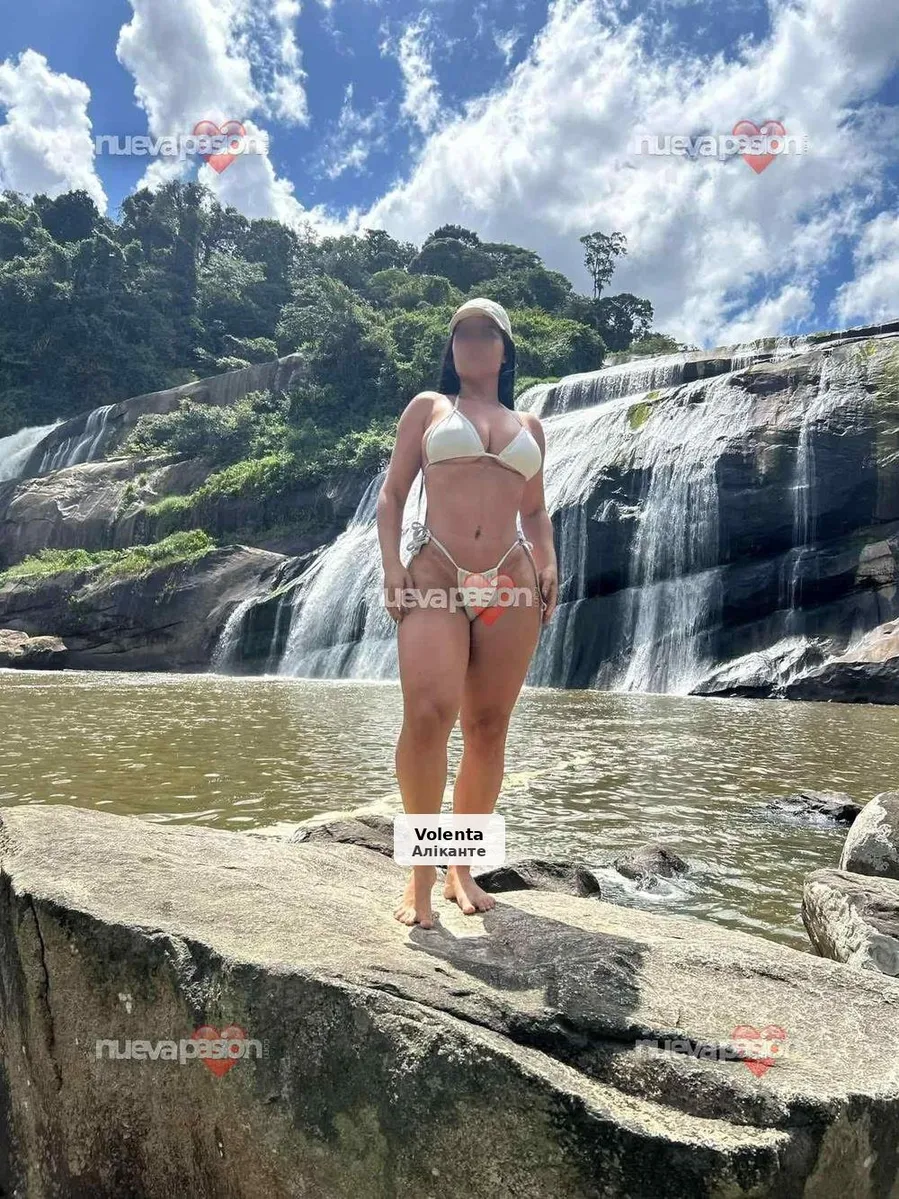 Chica joven y hermosa disponible 24 h - 1/5
