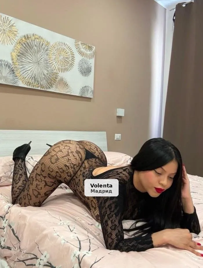 Vanessa, bellesa i tracte de nuvis a Aranjuez - 1/8