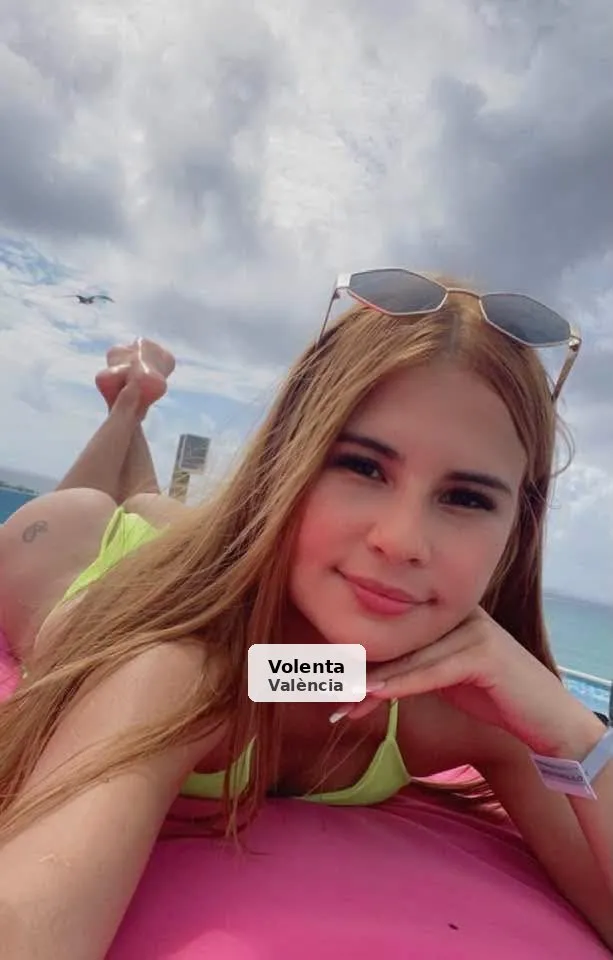 Bella, golosa y muy ardiente en Valencia - 1/3