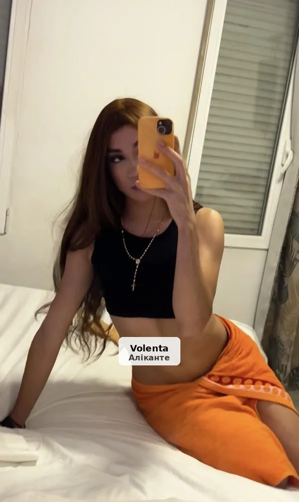 Sara, 100% real i molt complaent - 1/1