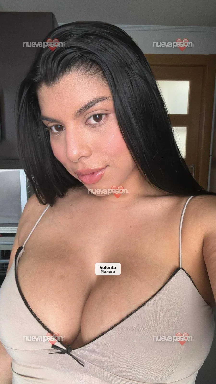 Eva, fiery Latina and 100% real - 1/6