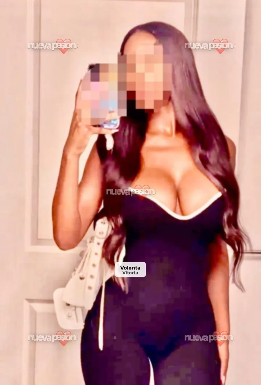 Sandra, masajista y acompañante de lujo - 1/7