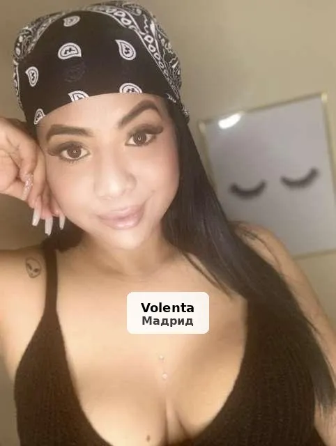 Paola, joven muy traviesa y cachonda - 1/3