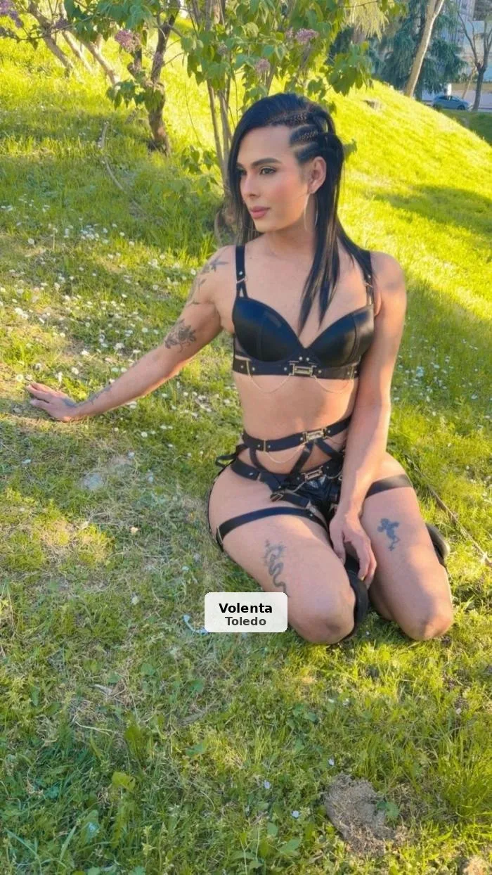 Daniela, sexy, perverse and fiery trans - 1/9