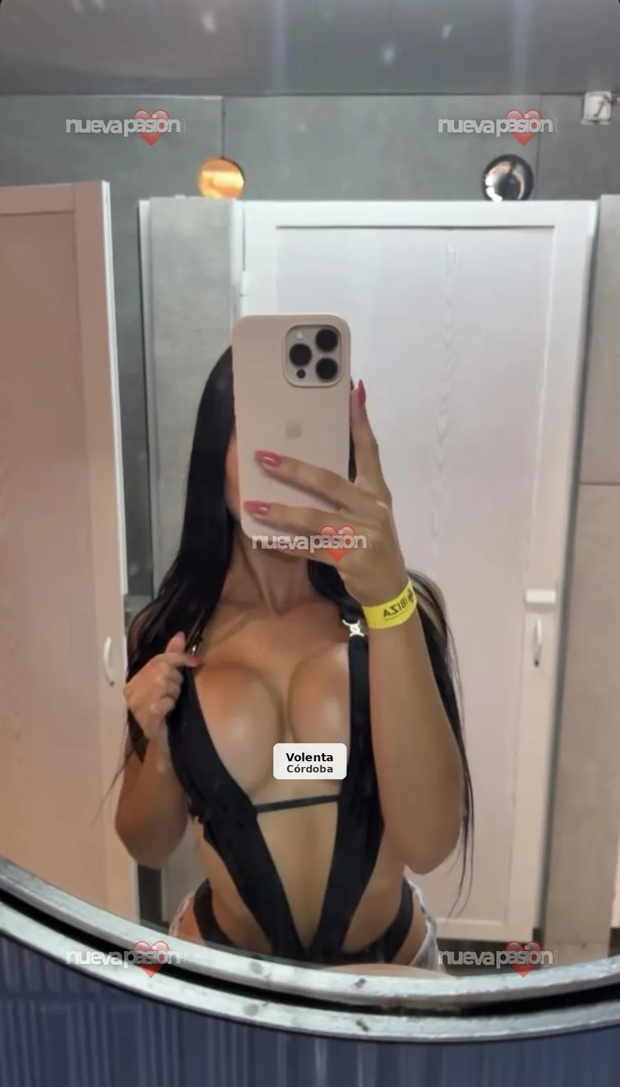 Laura, española real, natural y muy sensual - 1/7