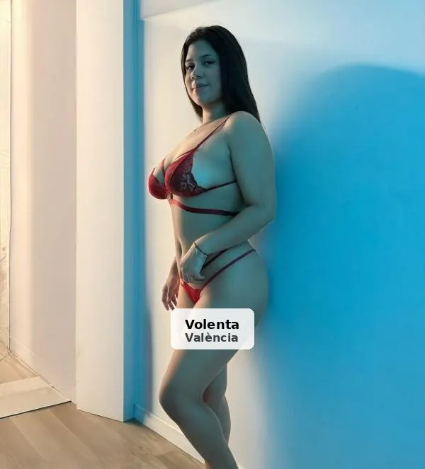 Dana, passionate and very hot brunette - 1/4