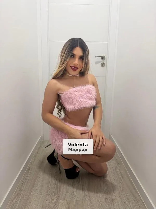 Samantha, reina de los dildos y la fiesta - 1/10