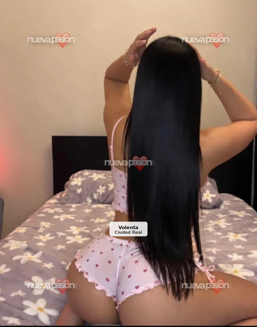 Hostessa colombiana de gran vol - 1/5