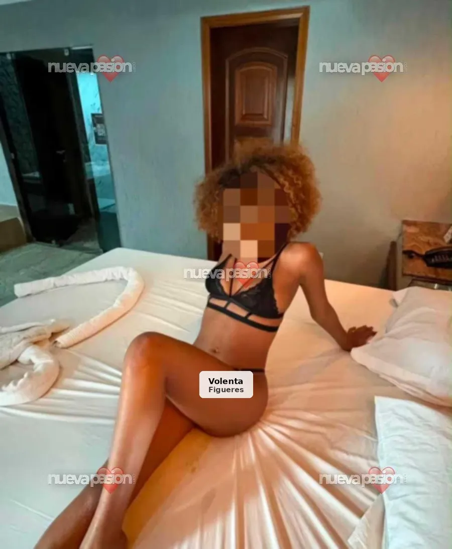 Yasmin, jove i molt seductora a Figueres - 1/4
