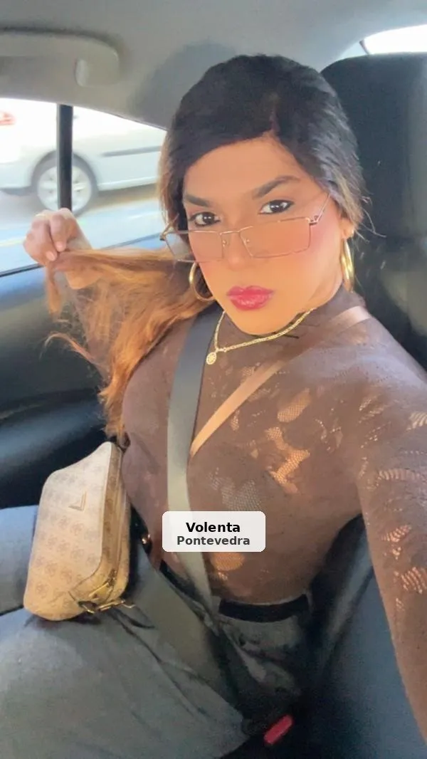 Valeria, noia trans bisexual ardent - 1/3