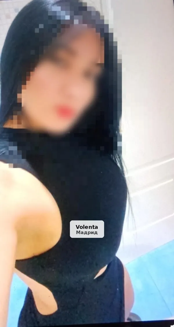 Sara, espanyola, massatgista, tracte de nuvis - 1/4