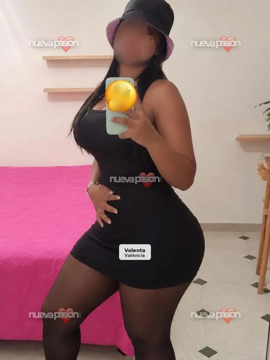 Sara, sensual and willing to do anything - 1/4