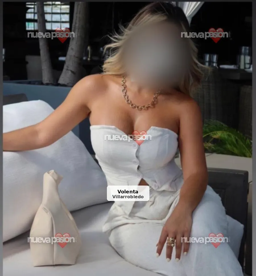 Alejandra, belleza y tentación en Villarrobledo - 1/8