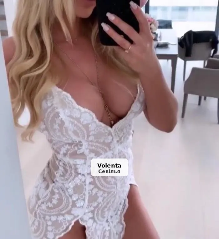 Kim, espectacular y sensual - 1/6