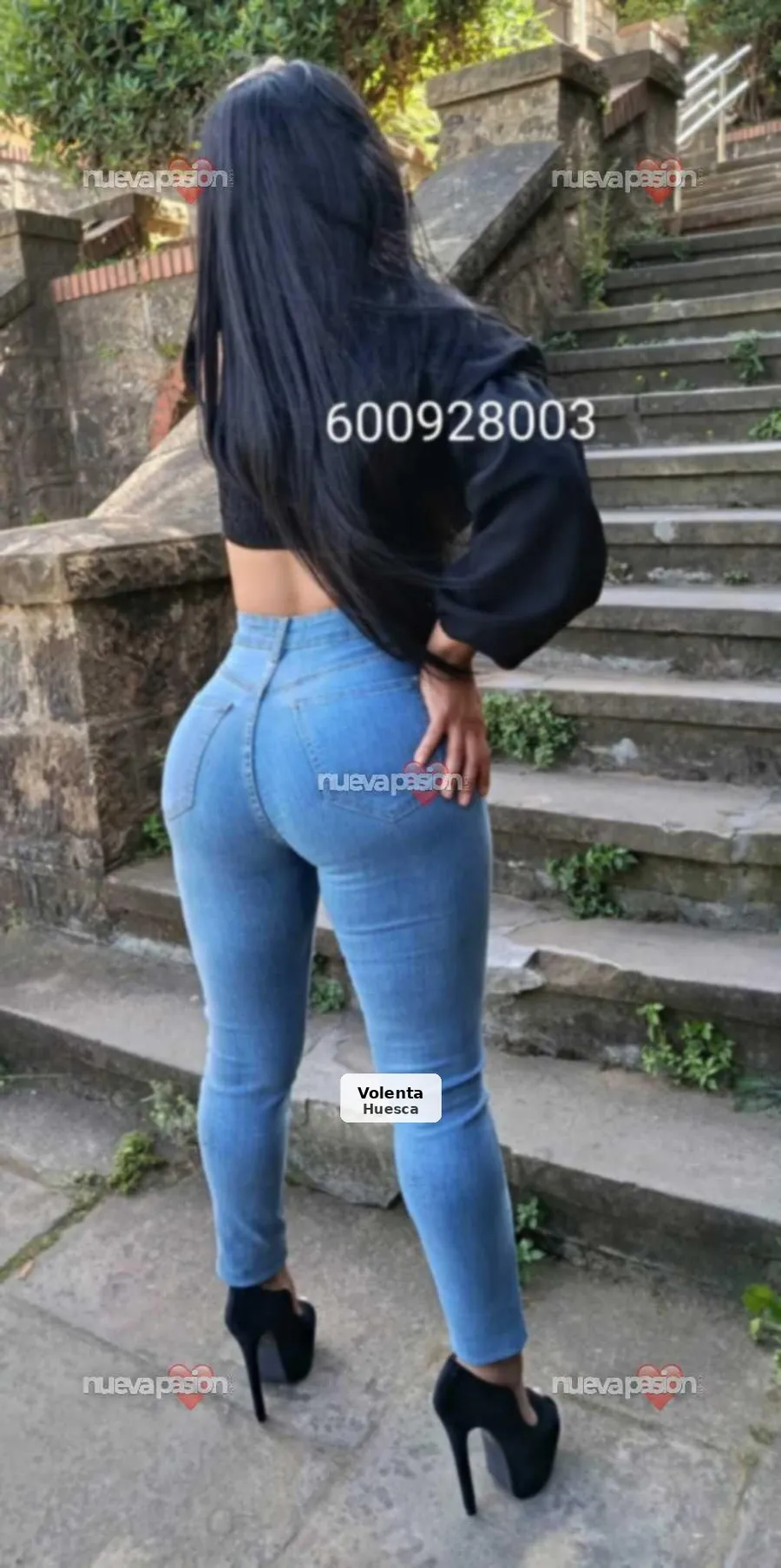 Alejandra, joven atractiva y muy ardiente - 1/4