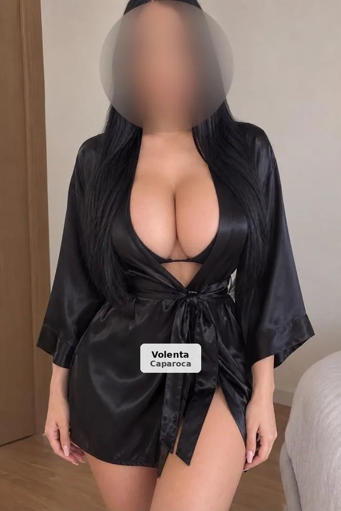 Nare, madura atractiva i elegant - 1/10