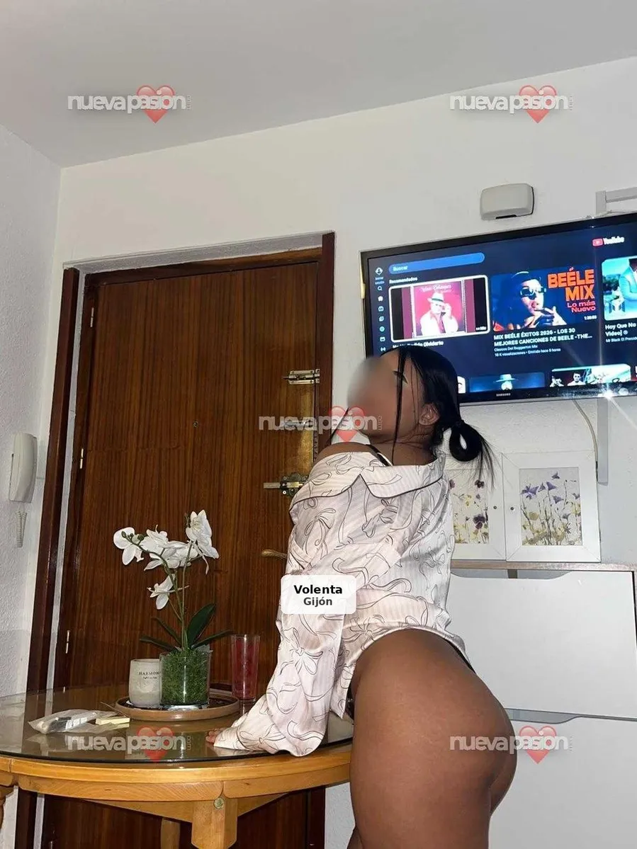 Camila: jovencita muy caliente y ardiente 🔥🔥 - 1/8