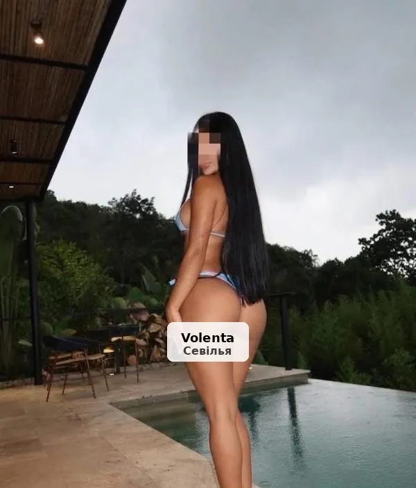 Antonela, hermosa colombiana en Sevilla - 1/6