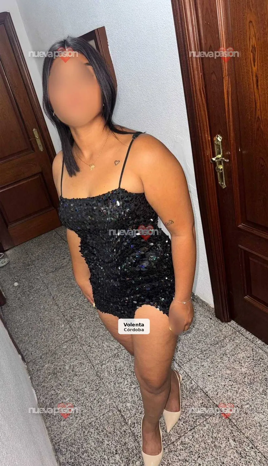 Caro, spectacular brunette, new arrival - 1/7