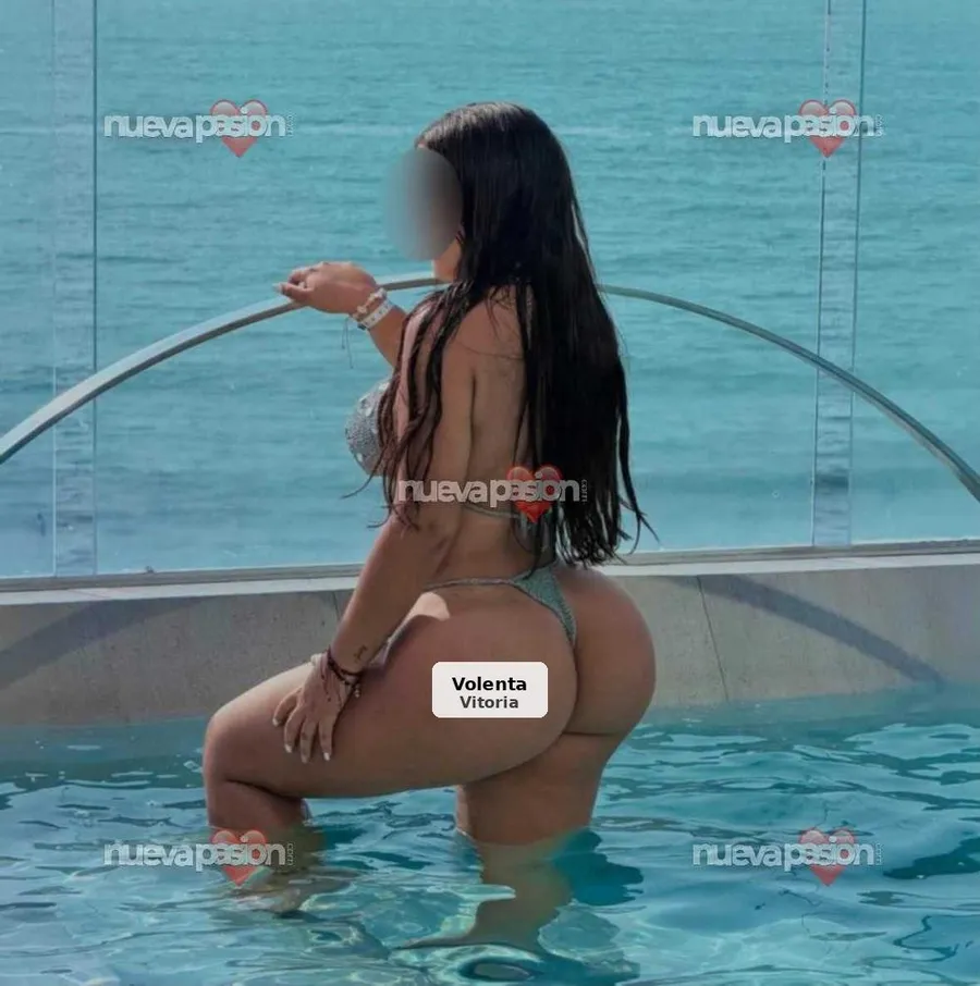 Laura, dulce y bella colombiana - 1/9
