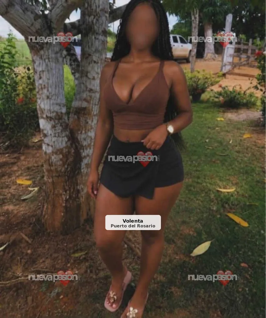 Sandra, morena explosiva a Puerto del Rosario - 1/5