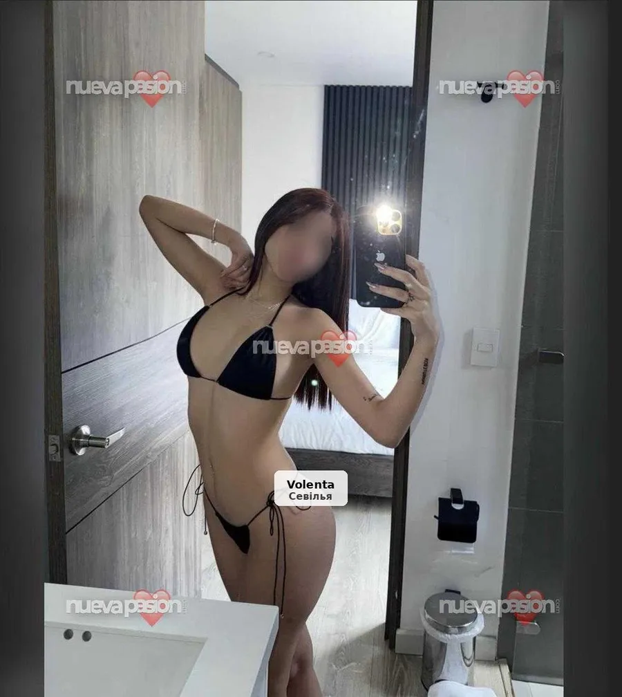 Melanie, bella latina recién llegada a Sevilla - 1/4