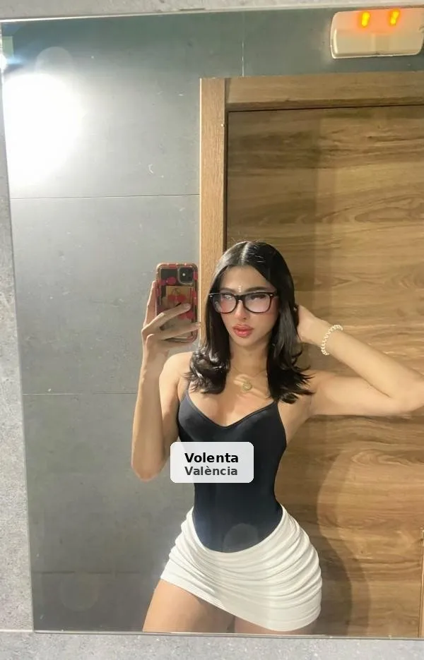 Abby, dolça i provocadora a València - 1/8
