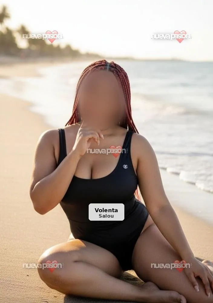 Karina, completa y muy cariñosa en Salou - 1/9