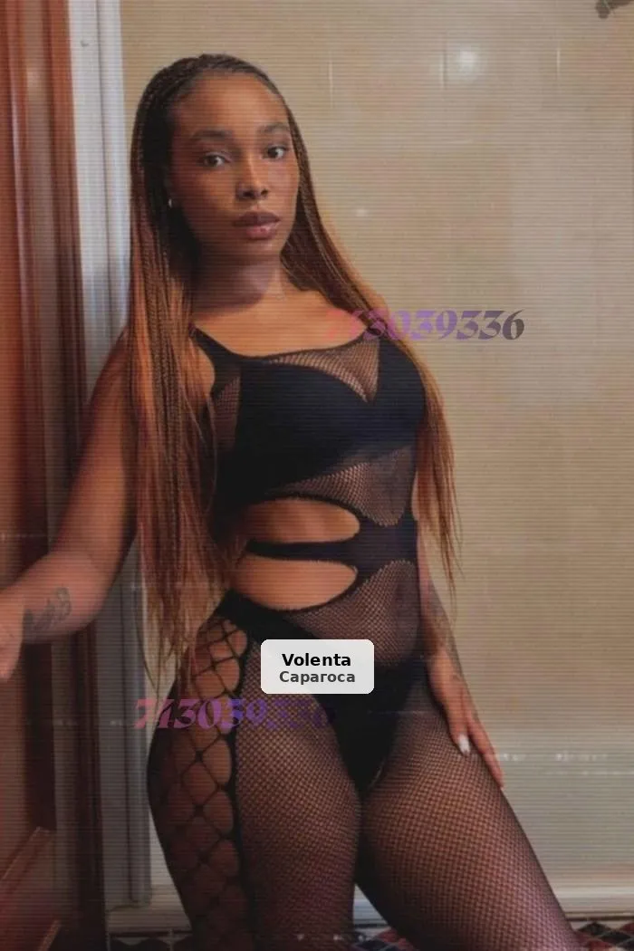 Alisson, thin, lustful and fiery brunette - 1/4