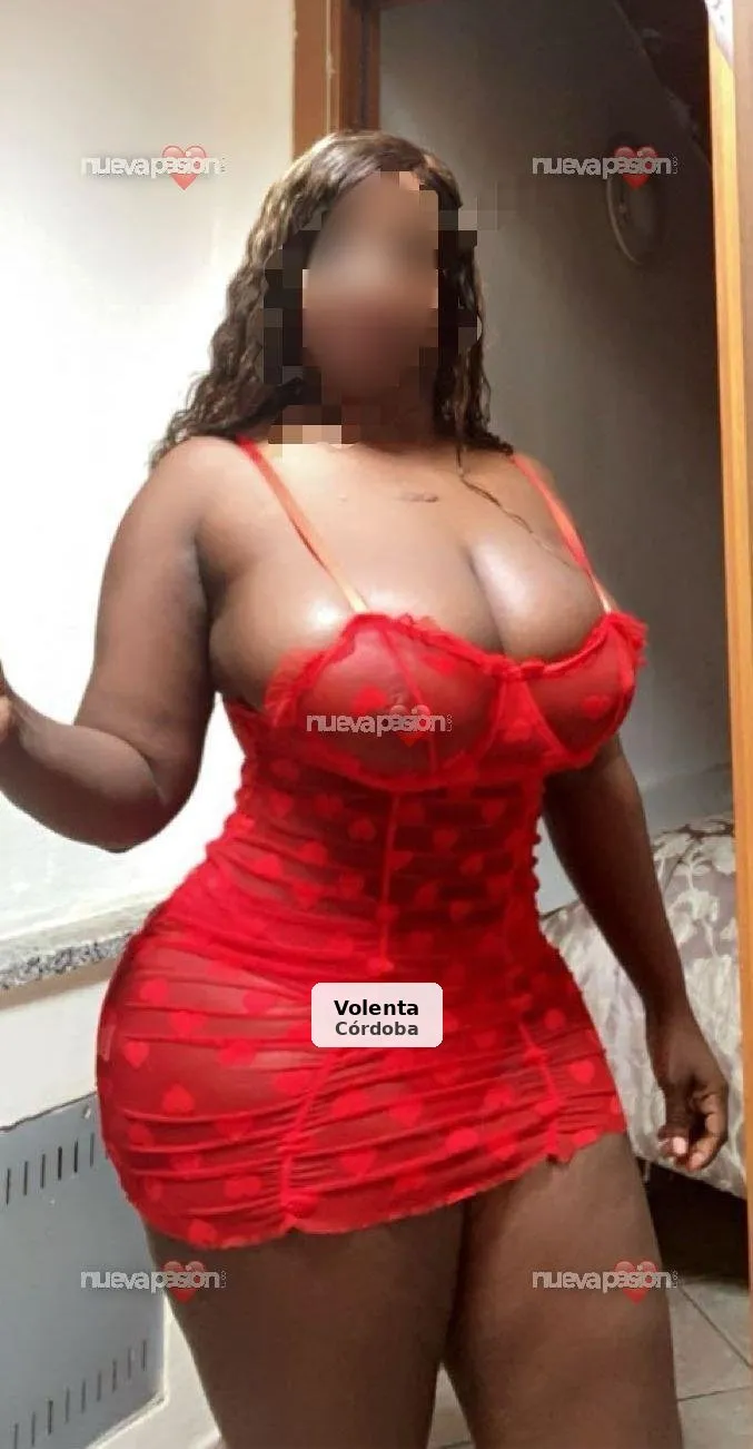 Melisa, very busty and party-loving brunette - 1/5