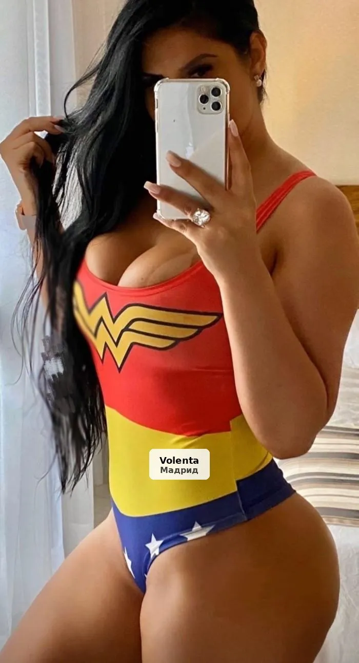 Bianca, la verdadera reina de la dominación - 1/10