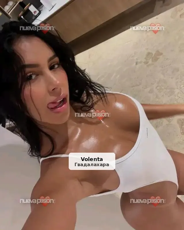Ana, calenta brasilera a Guadalajara - 1/10