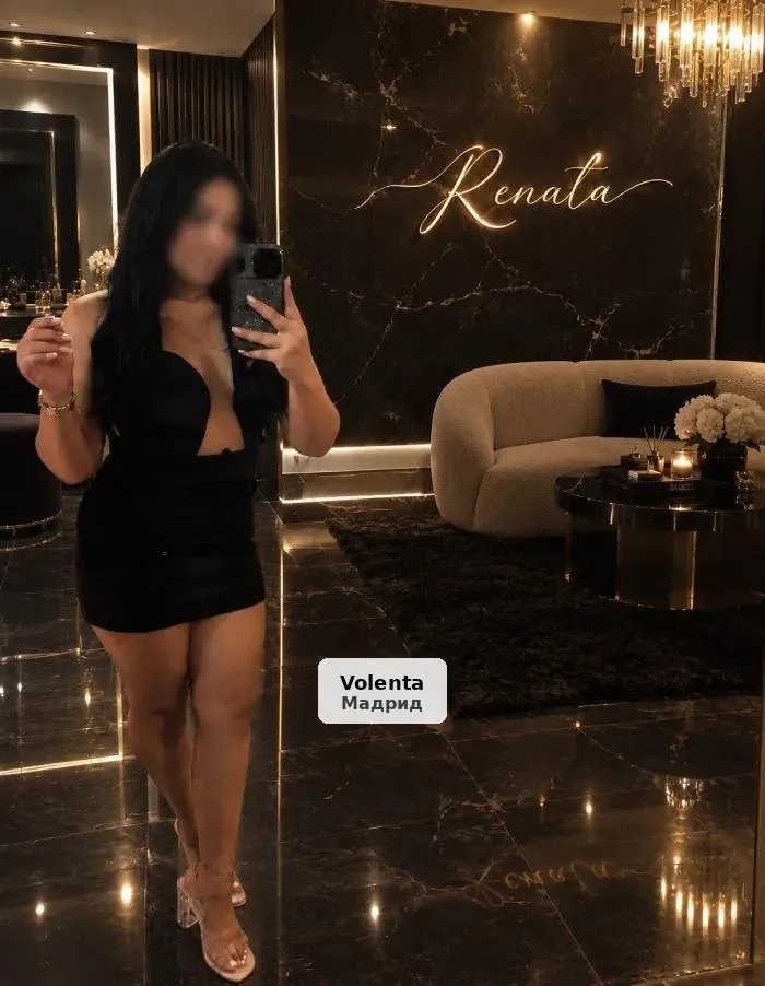 Renata, a very daring Latina with no limits - 1/2