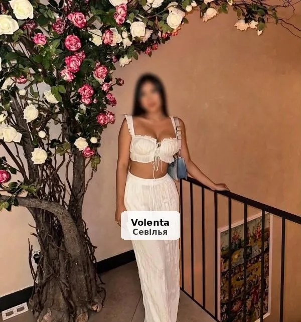 Camila, your fantasy come true - 1/7