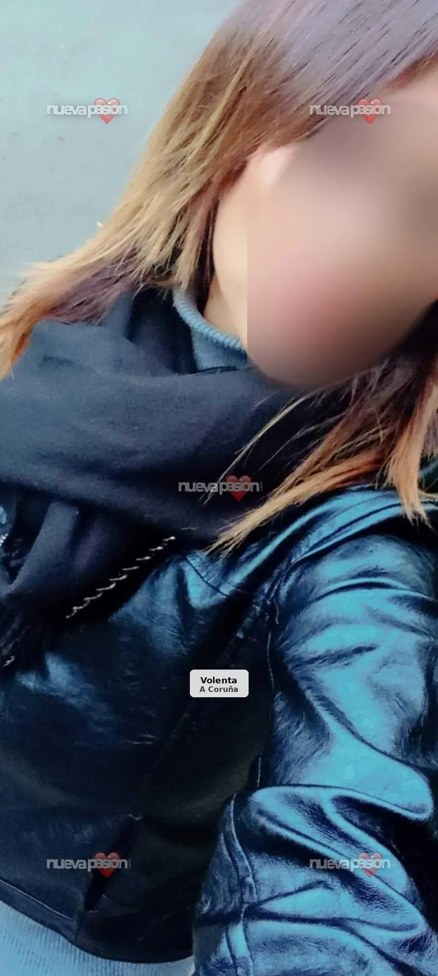 Andrea, madura, alegre y muy seductora - 1/7