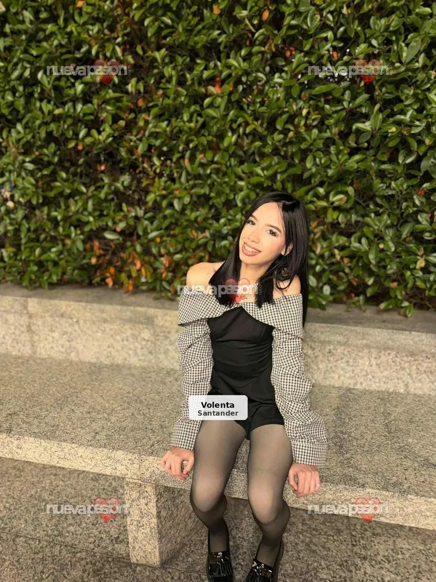 Alexa, spectacular latina, boyfriend experience - 1/8