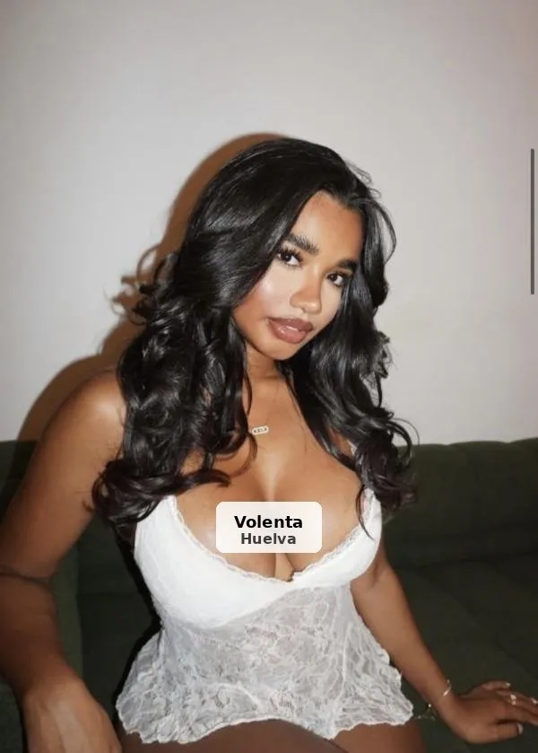 Sofie, cubana explosiva y muy fiestera - 1/4