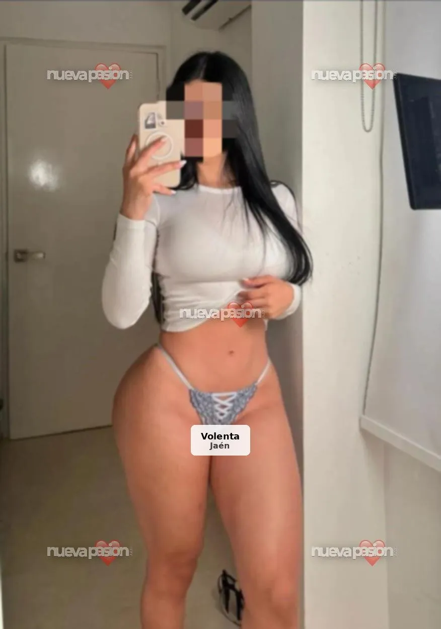 Charming 23-year-old Latina available 24h - 1/3