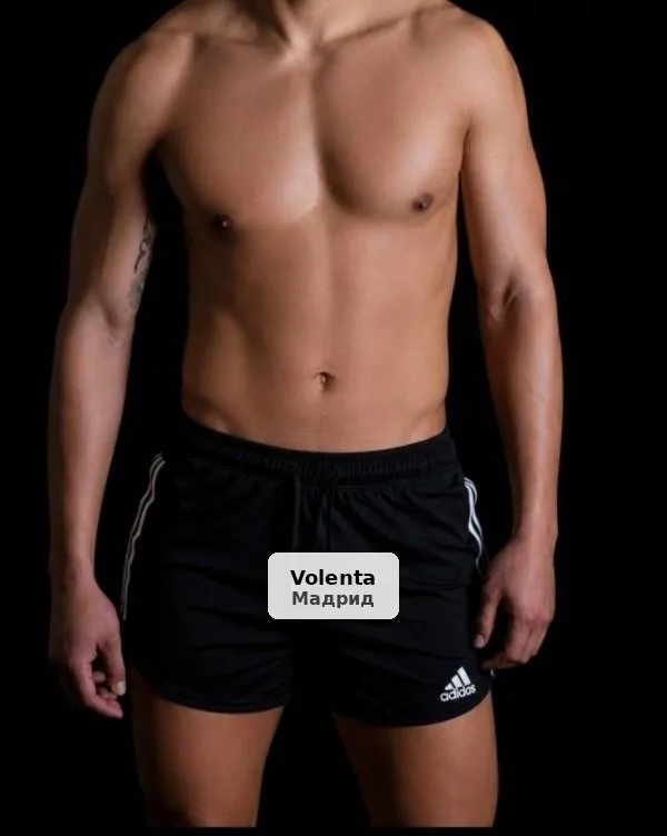 Alex, masculine, versatile & athletic man - 1/3