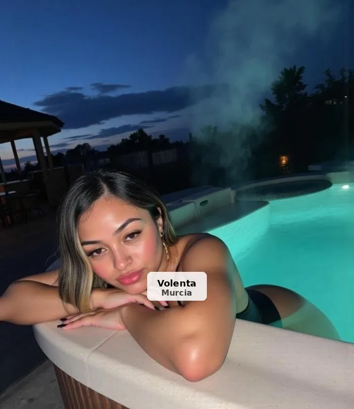 Camila, latina joven y muy fogosa - 1/9