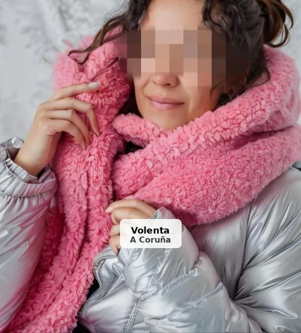 Carolina, massatgista madura i elegant a Arteixo - 1/7