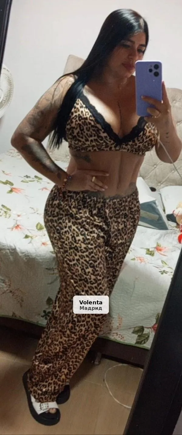 Dahiana, espectacular morenaza latina - 1/4