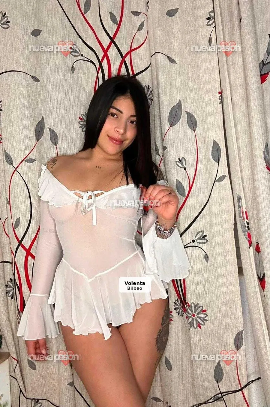 Maria Jose, Colombian beauty with perfect curves - 1/8