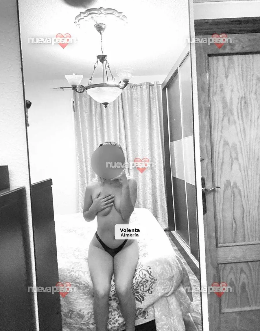 Valeria, jove i independent paraguaiana - 1/9