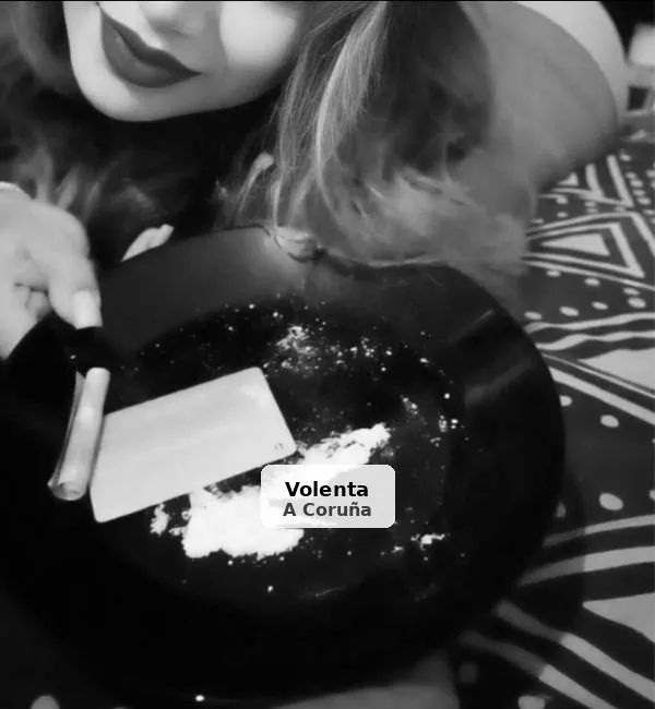 Valentina, Dominatrix única y exótica - 1/9