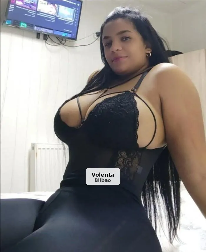 Camila, venezolana intensa y muy morbosa - 1/8