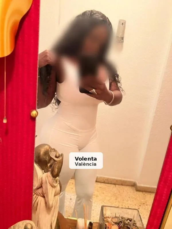 Martha, muñeca con curvas explosivas - 1/2